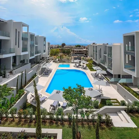 Apartment 3 Bedroom Penthouse In