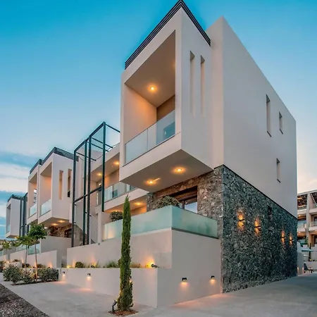 Apartment 3 Bedroom Penthouse In