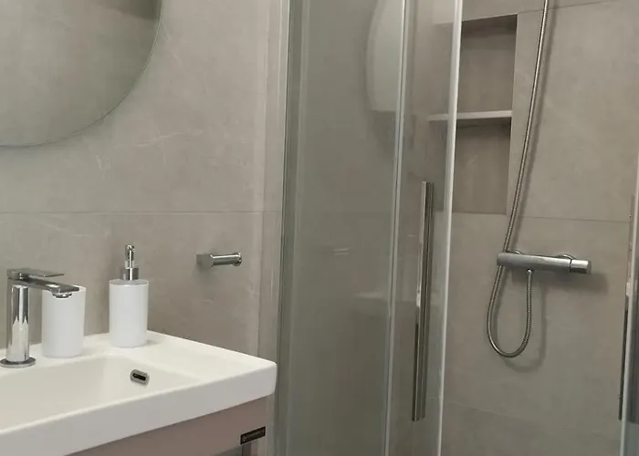 3 Bedroom Penthouse In Apartman Nikíti