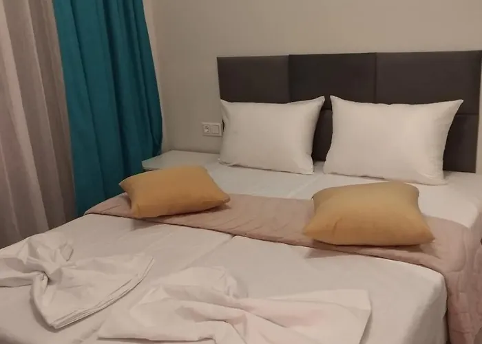 3 Bedroom Penthouse In Apartman Nikíti
