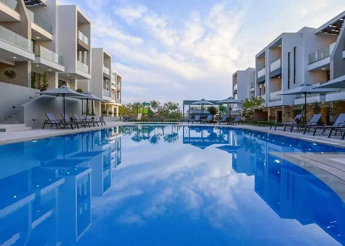 3 Bedroom Penthouse In * Nikíti